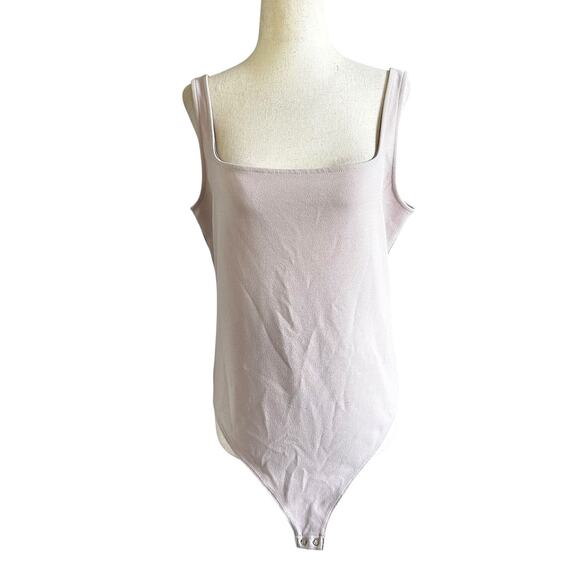 Express Lilac Bodysuit Women's Top Size Large | 45-38-3 - Picture 1 of 7